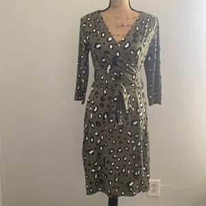 NWT 41 Hawthorn Kaylee Faux Wrap Knit Dress Olive Leopard Print Size Medium